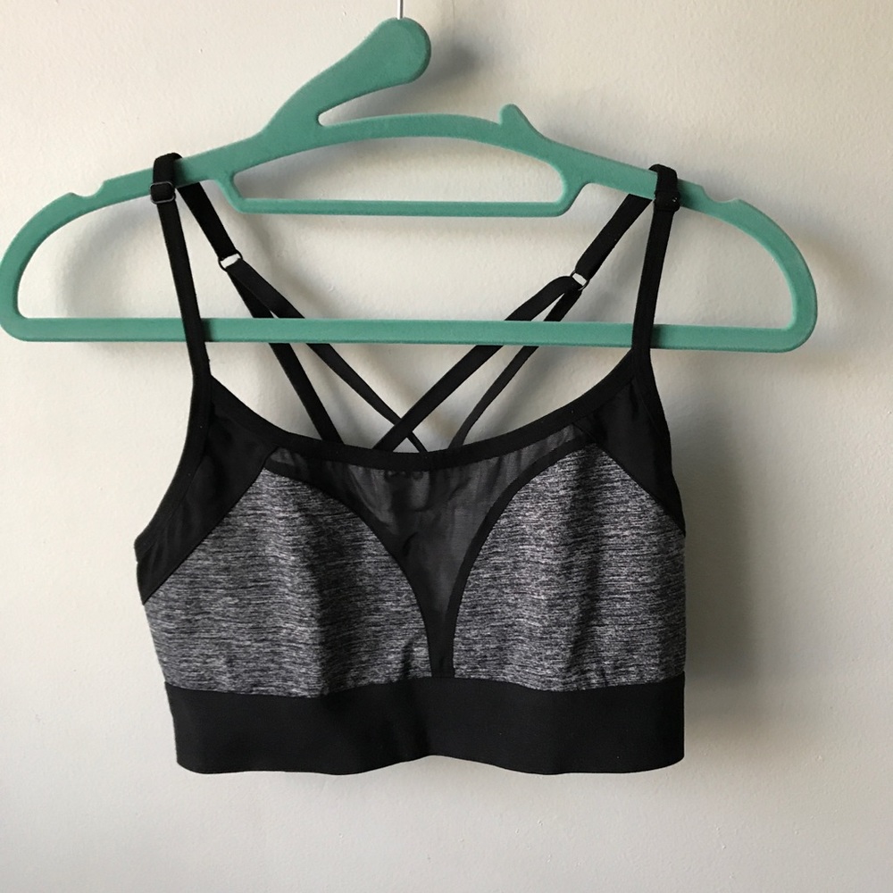 Pink sports bra size Medium